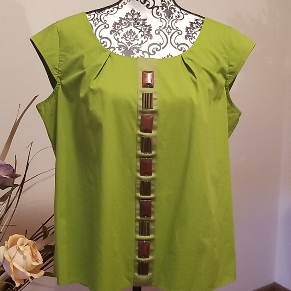 Worthington Ladies Capped Sleeve Blouse - Picture 2 of 6